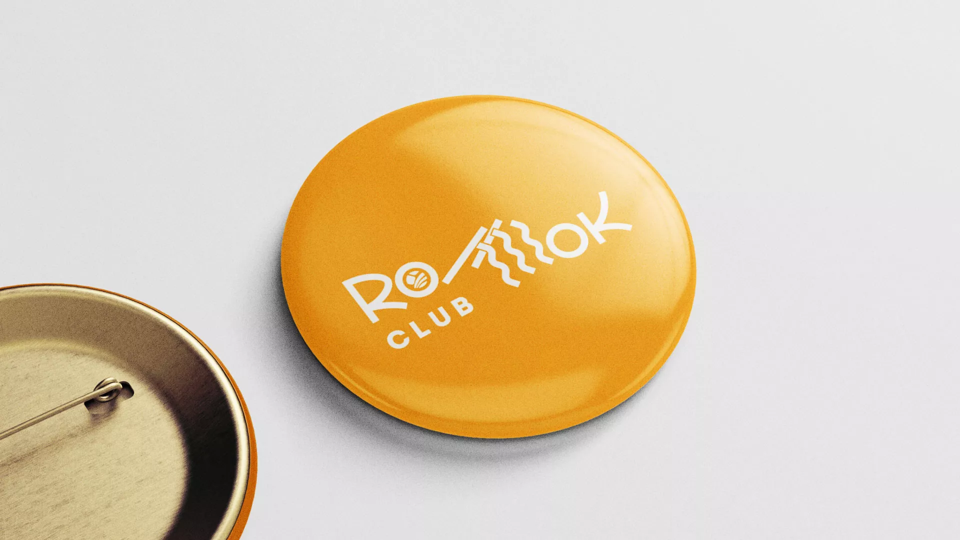 Создание логотипа суши-бара «Roll Wok Club» в Реже